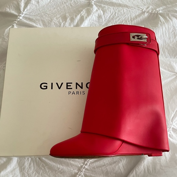Givenchy Shoes - Givenchy Shark Tooth Booties size 8 US